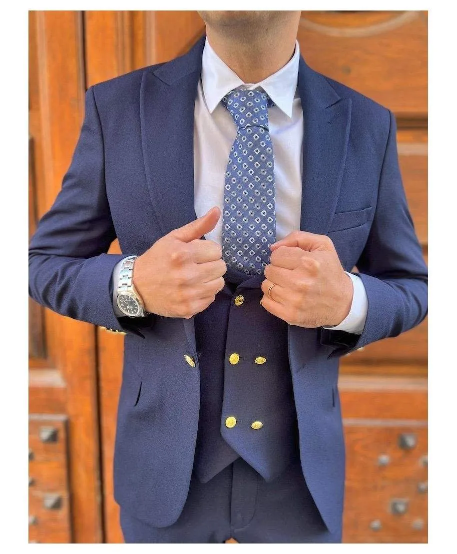 Abito uomo blu elegante, con gilet