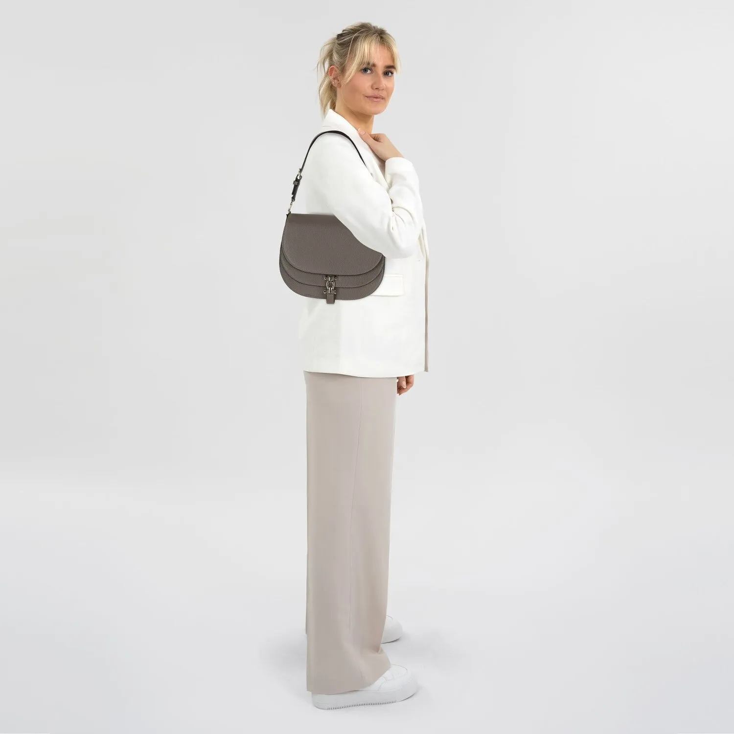AIGNER Delia Borsa a tracolla S Pelle 25 cm