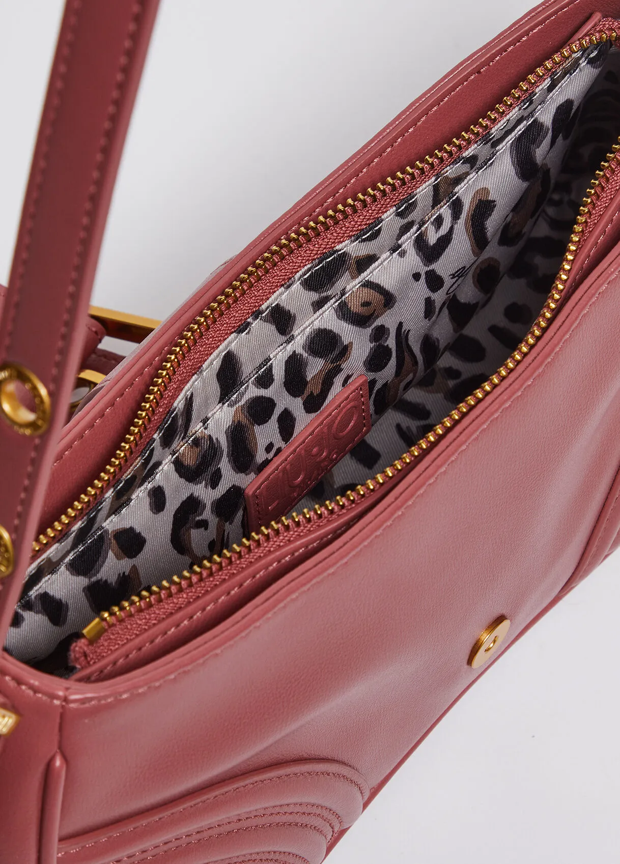 Borsa a spalla con fibbia
