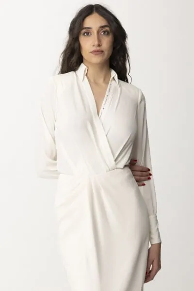 Camicia a body con scollo a incrocio Burro