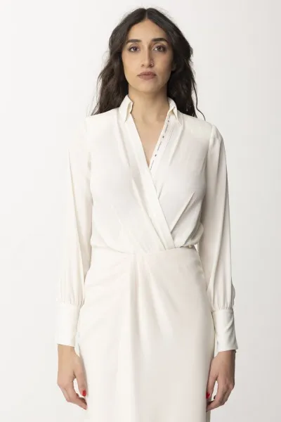 Camicia a body con scollo a incrocio Burro
