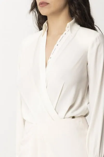 Camicia a body con scollo a incrocio Burro