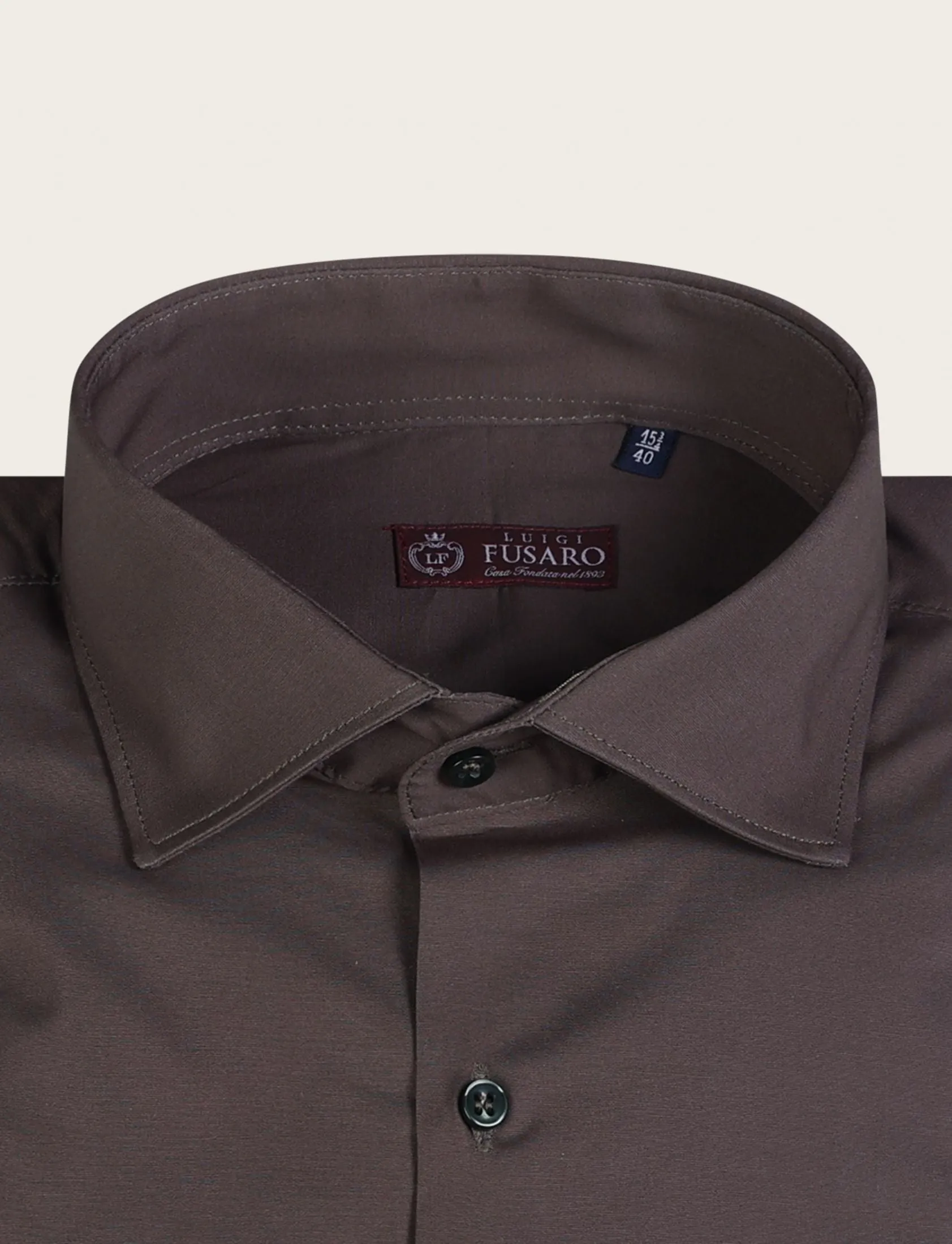Camicia tinta unita in cotone slim