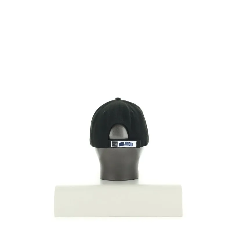 Cappello con visiera