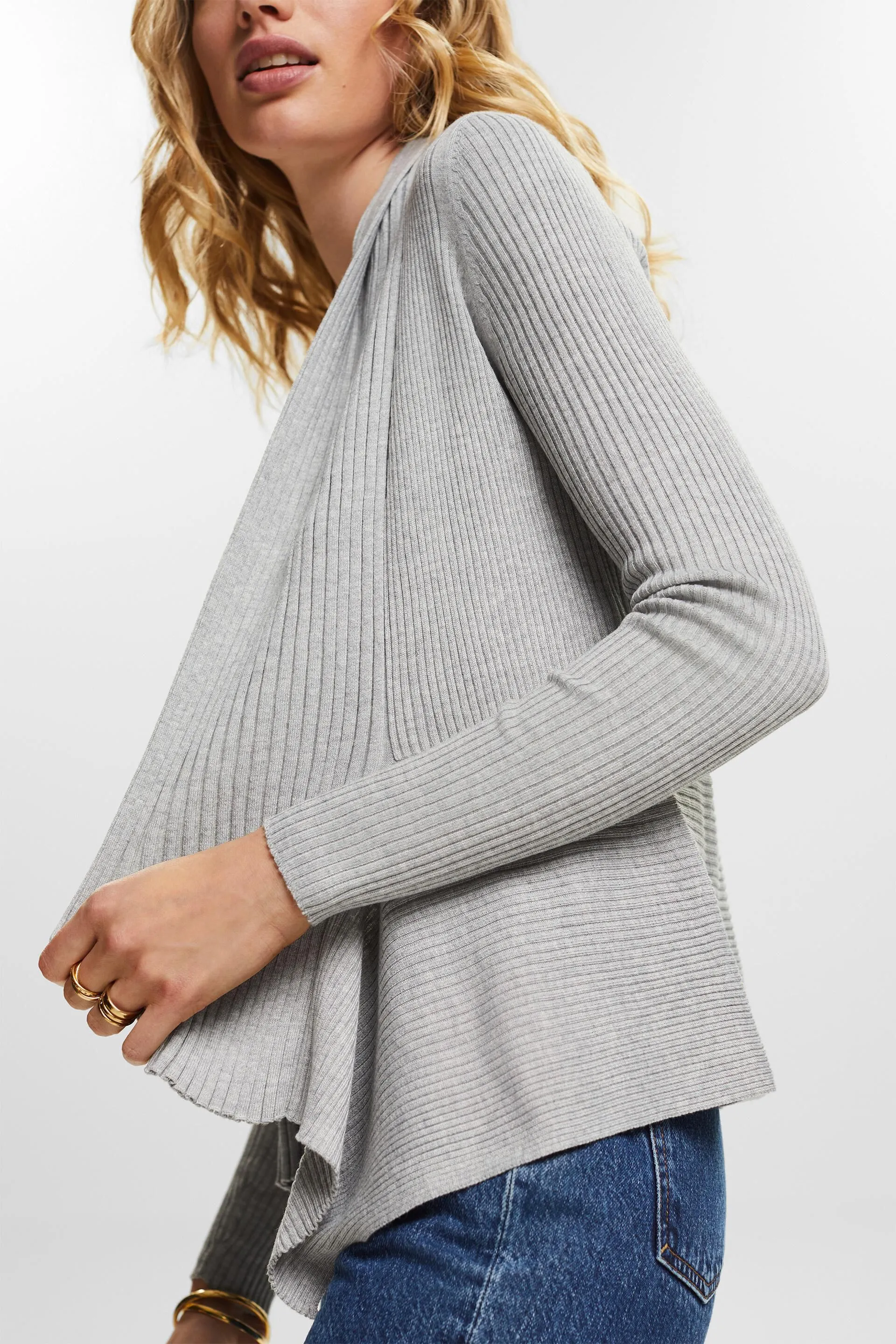 Cardigan a coste con orlo a fazzoletto