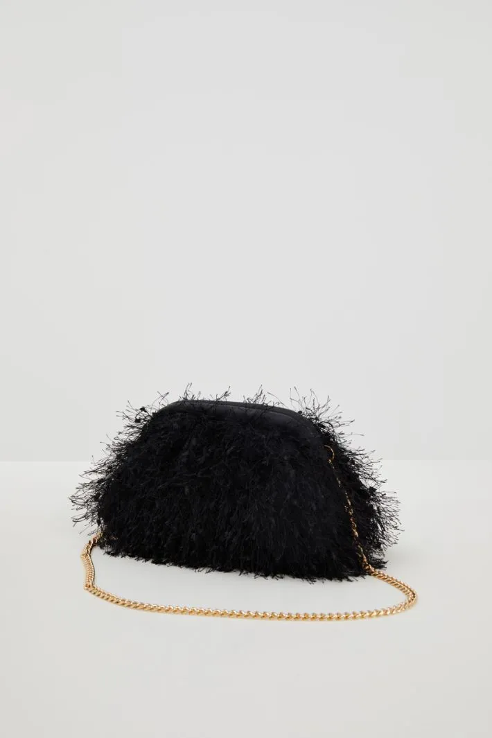 Clutch con piume