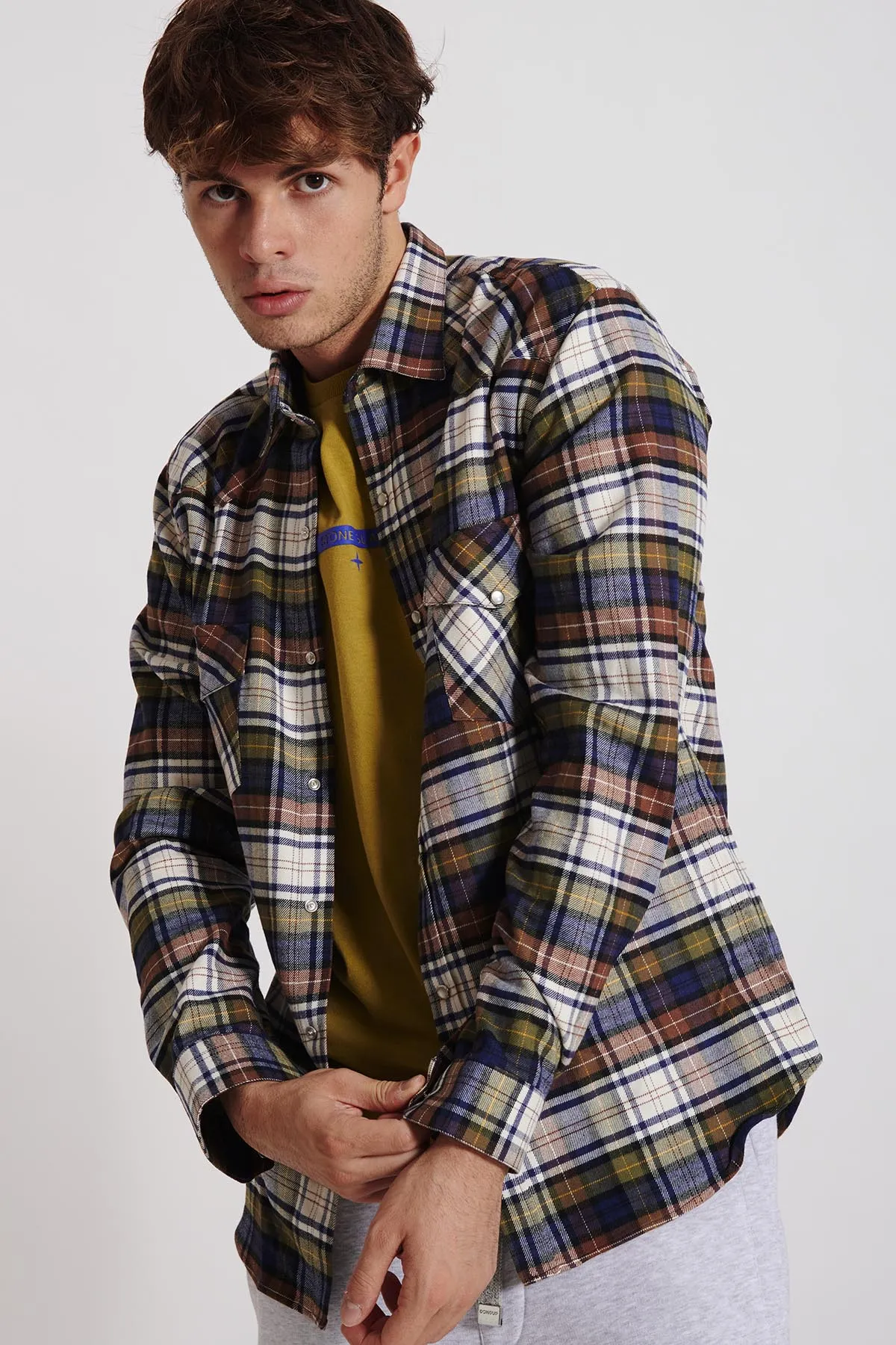 Costumein    Camicia in flanella scozzese