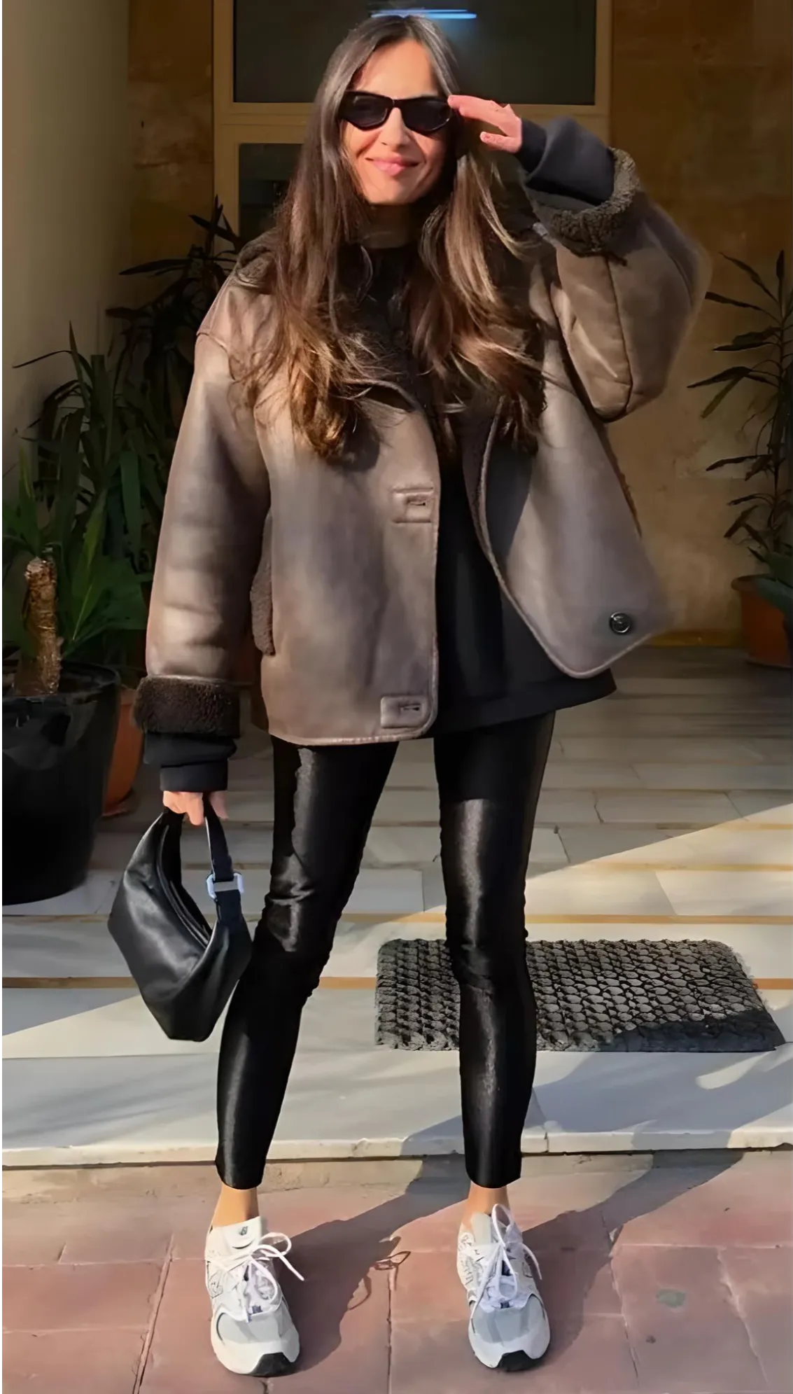 Giacca Donna Manica Lunga Polsini Colletto Pelliccia Sintetica Scollo V Tasche Bottoni Autunno Inverno