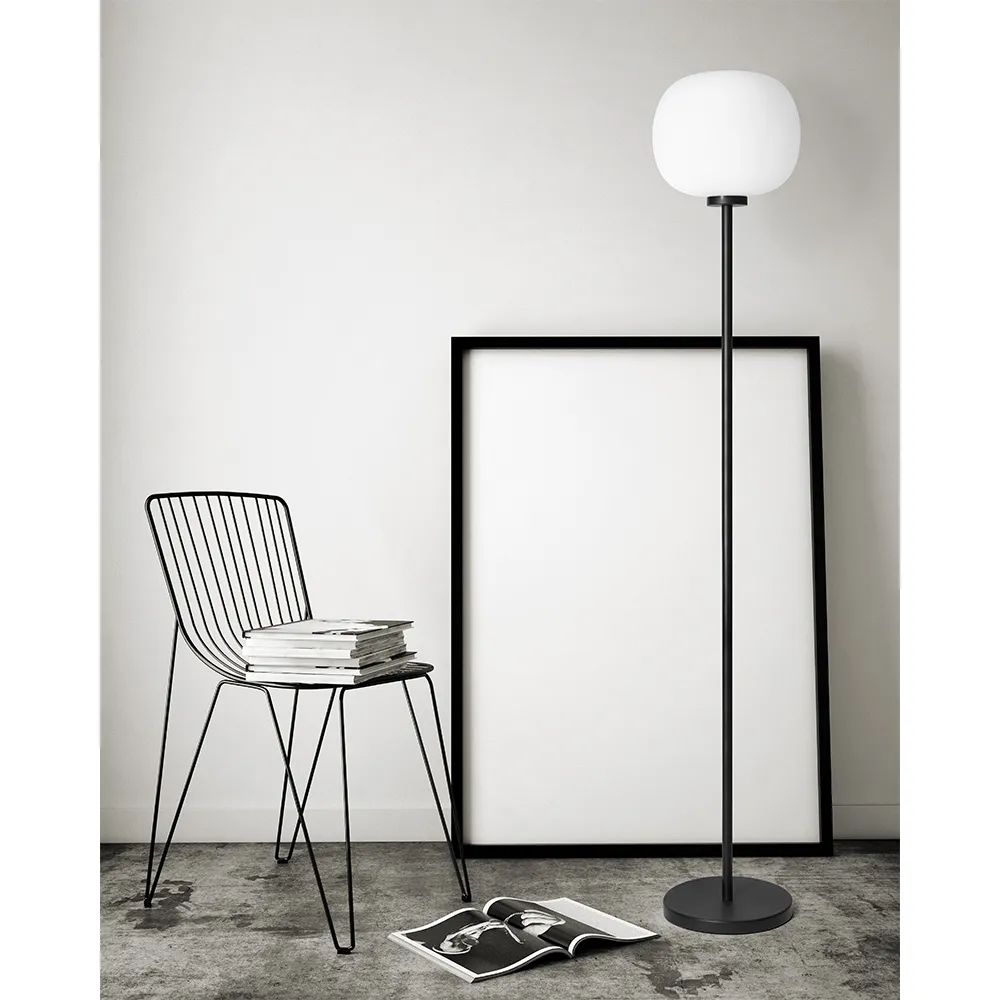 Lampada da Terra MILOOX – BOMBO Metallo Nero Vetro Bianco Dimmerabile 1 Luce H. 173