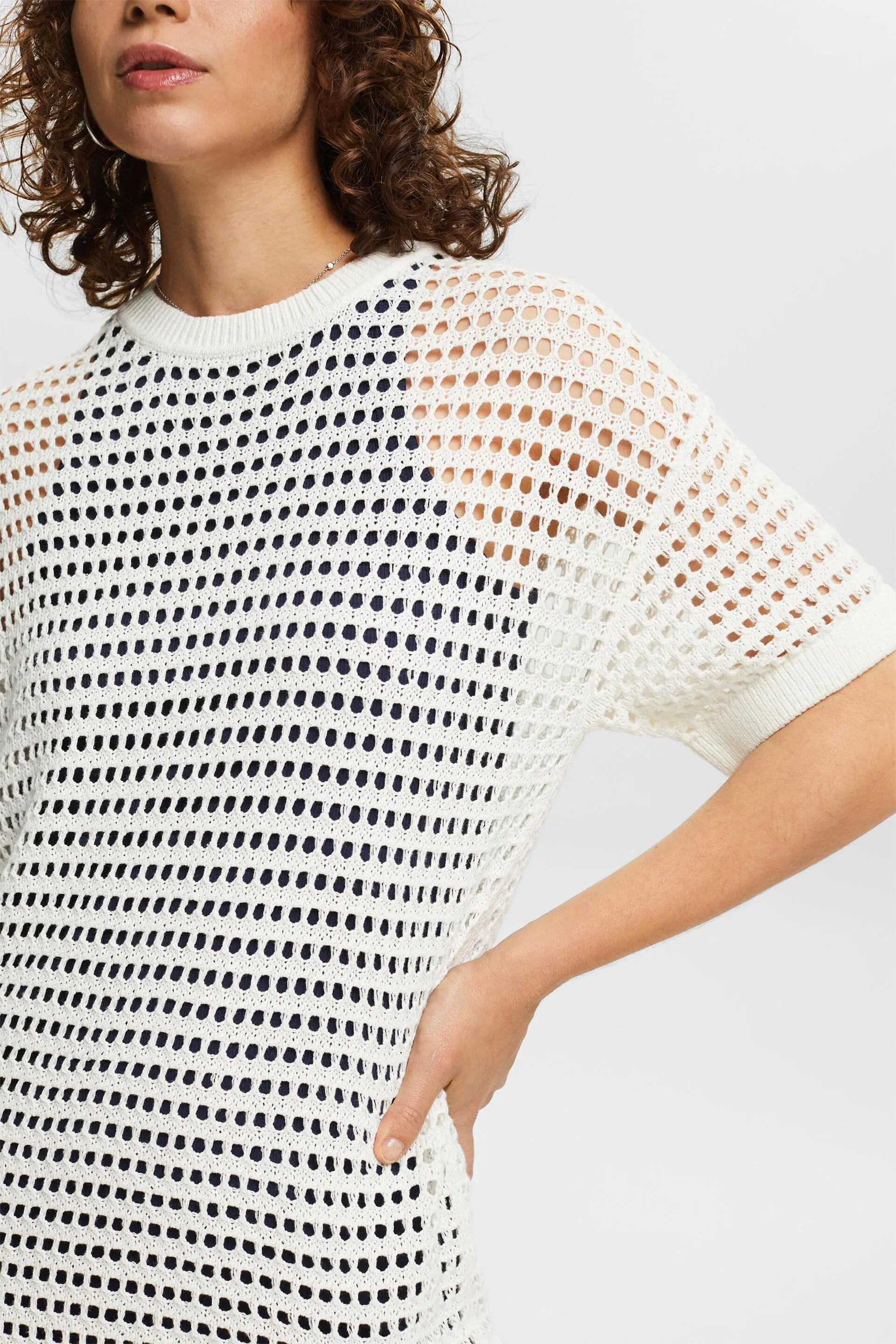 Mini abito a maglia aperta