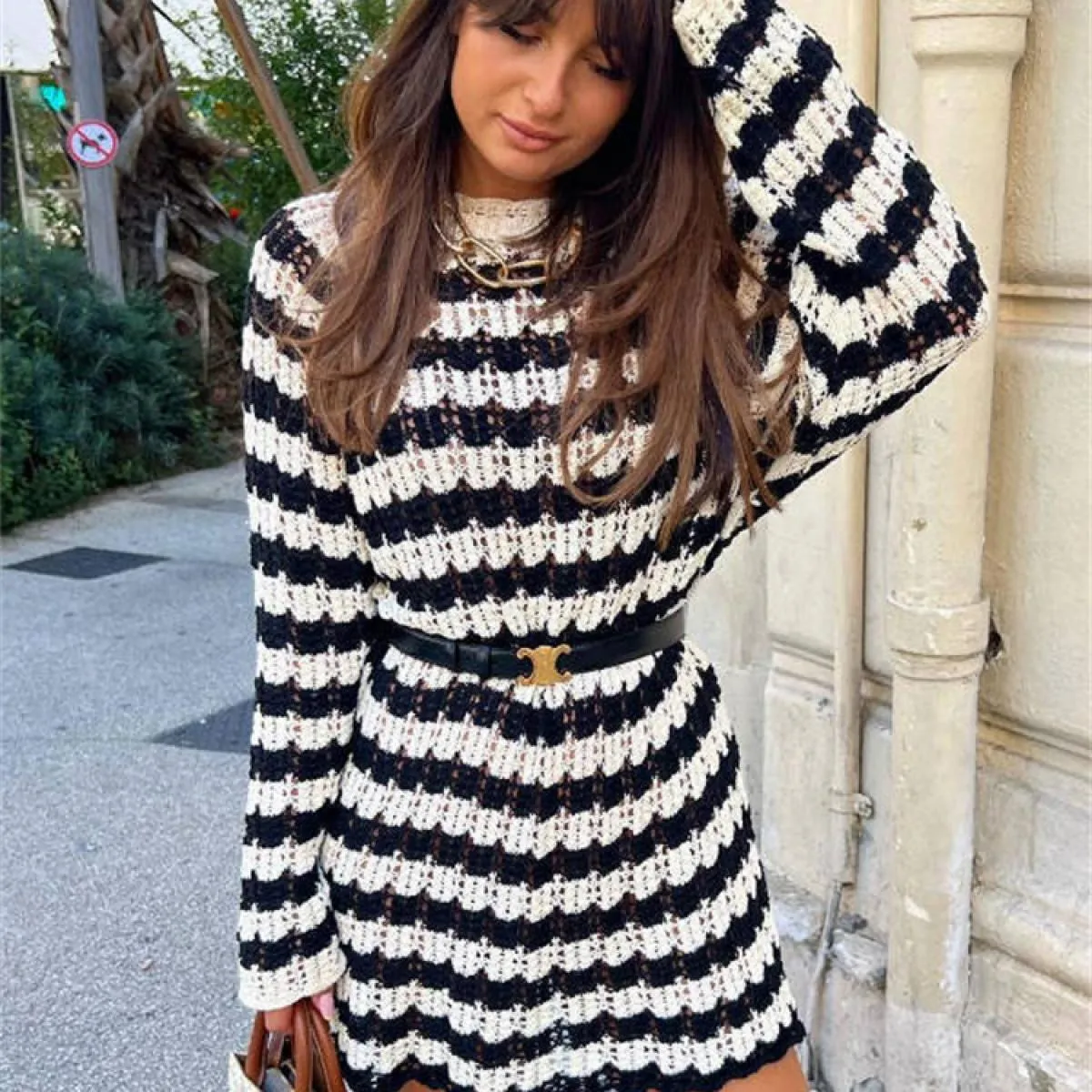 Mini abito lavorato a maglia a contrasto scavato a righe Abito da donna trasparente a righe High Street Maglieria ampia a