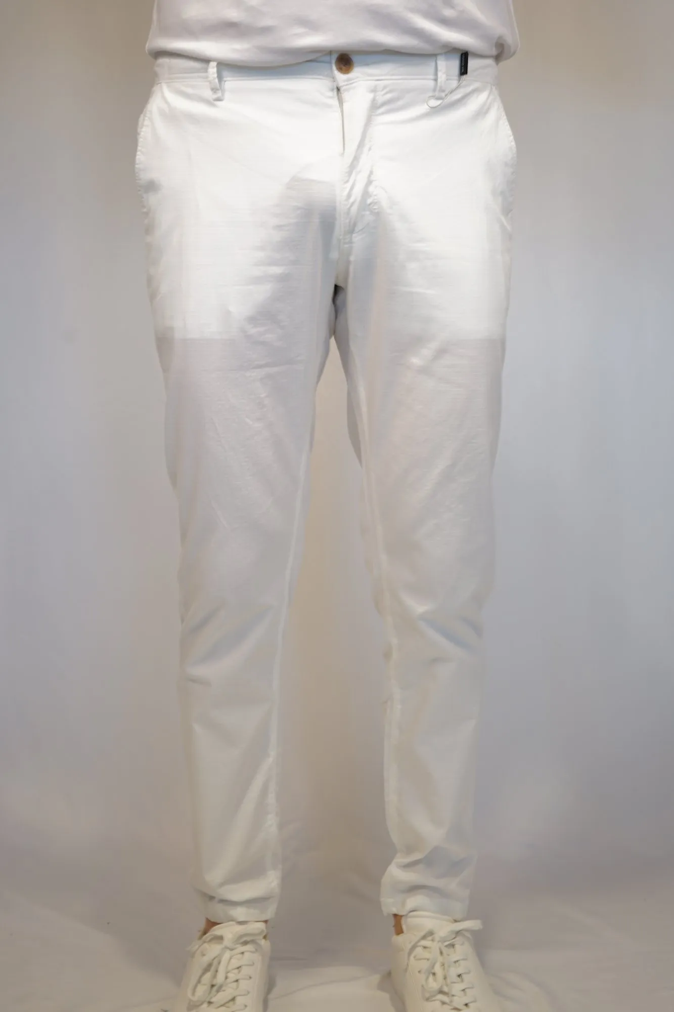 Pantalone slim Yan Simmon
