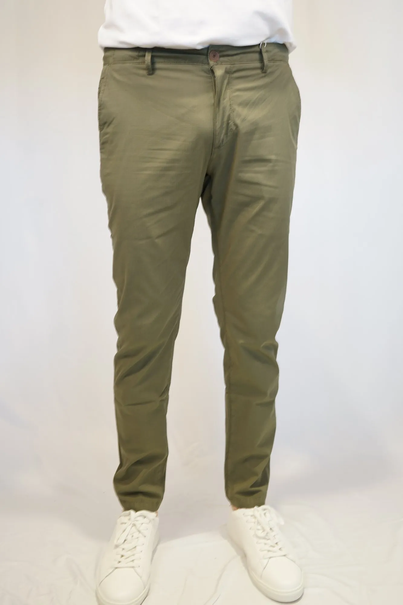 Pantalone slim Yan Simmon