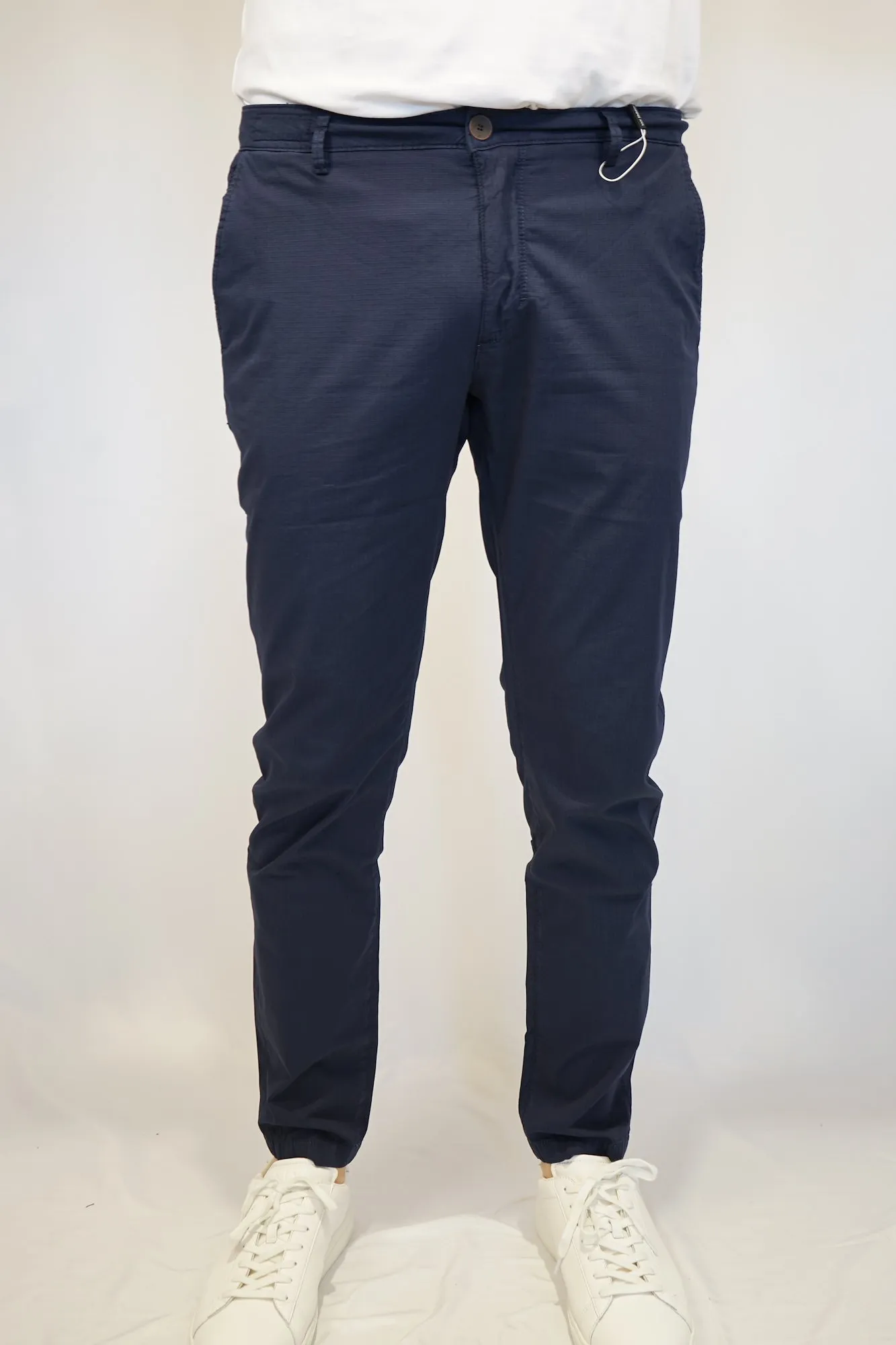 Pantalone slim Yan Simmon