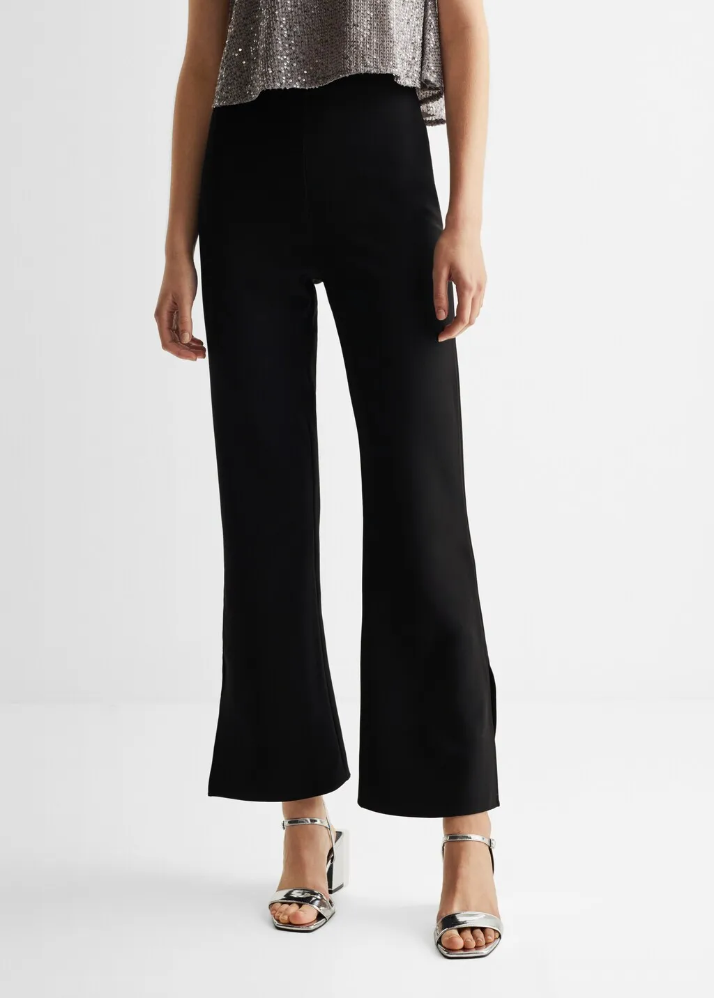 Pantaloni flare spacchi