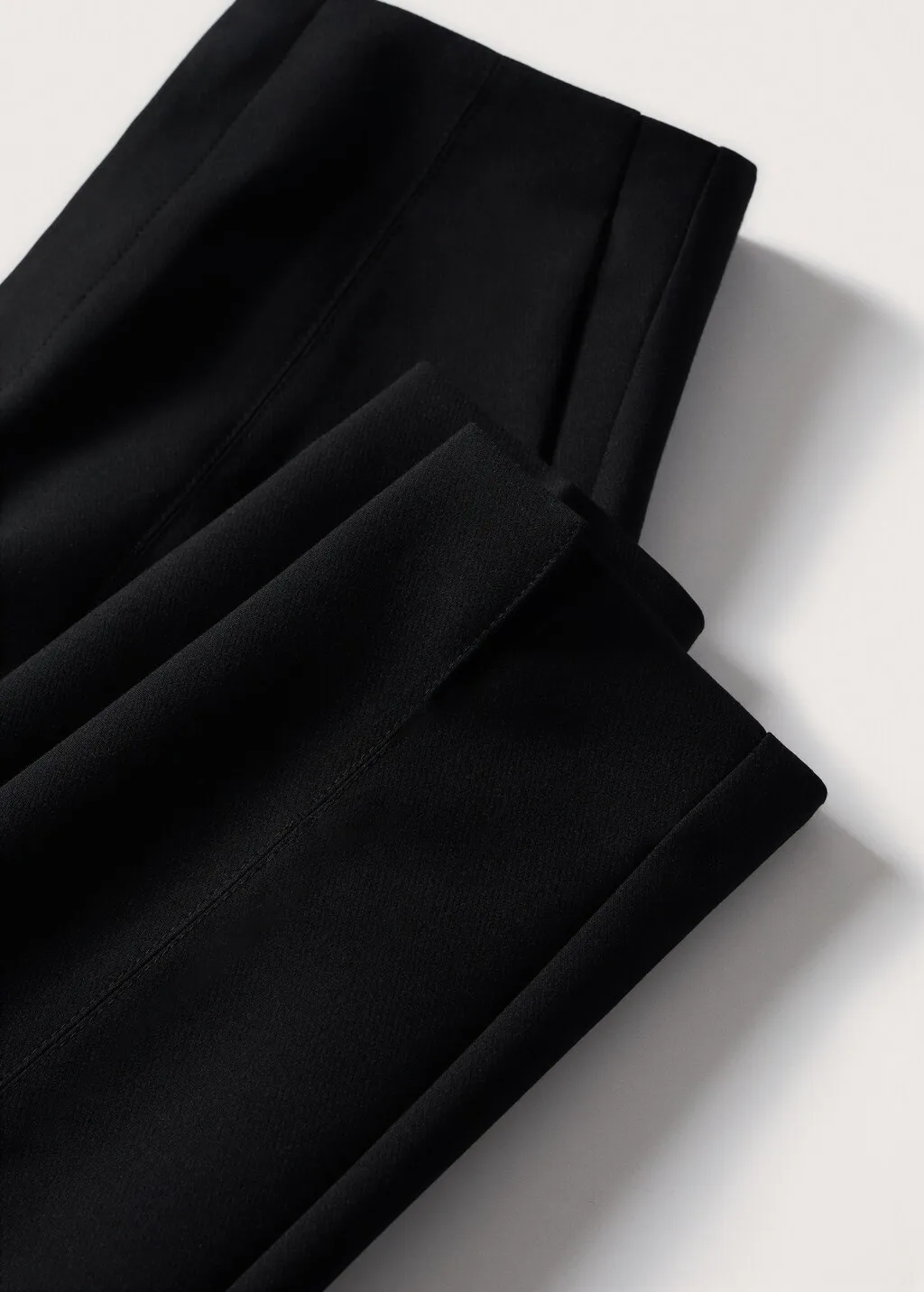 Pantaloni skinny spacchi
