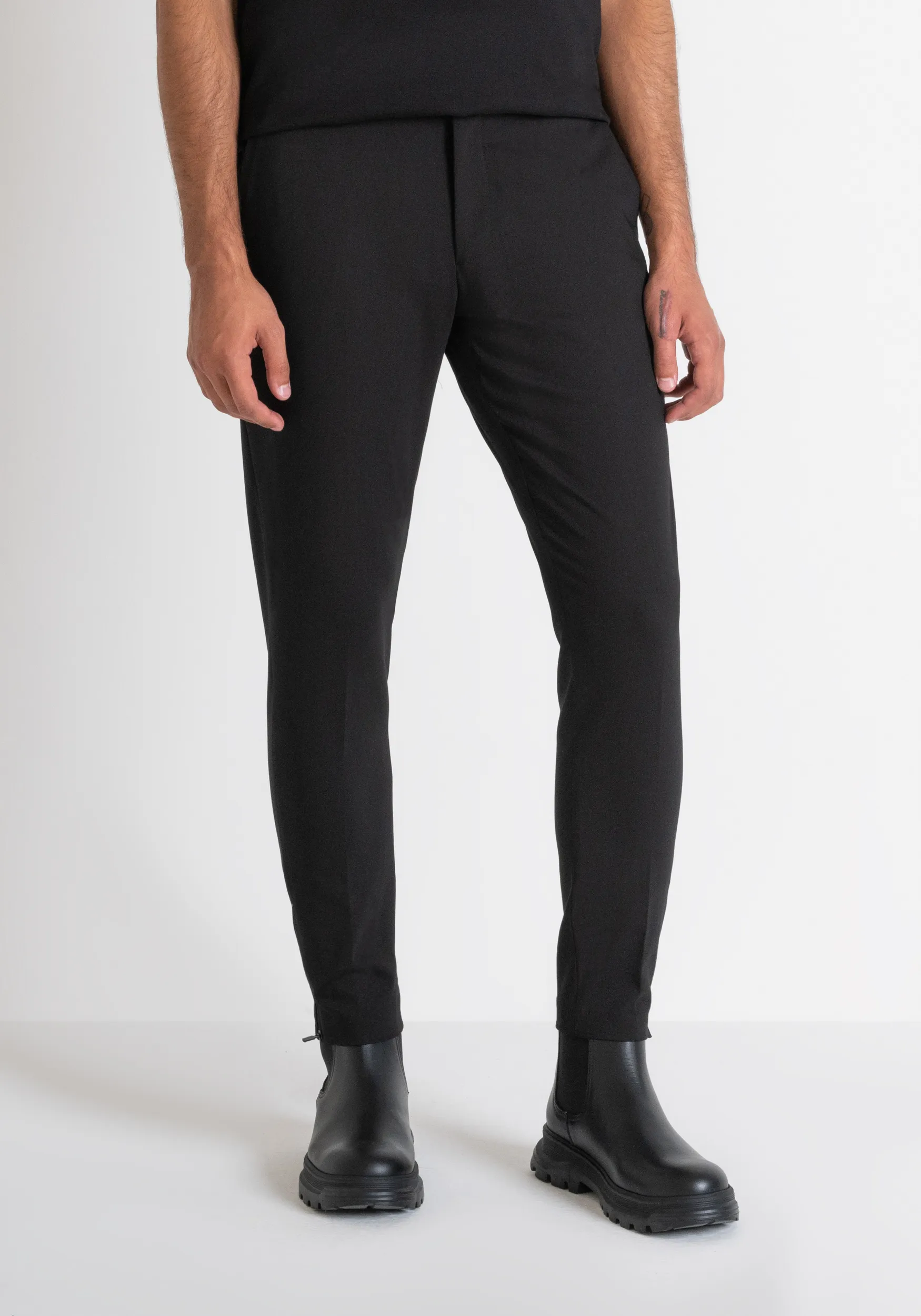 PANTALONI 