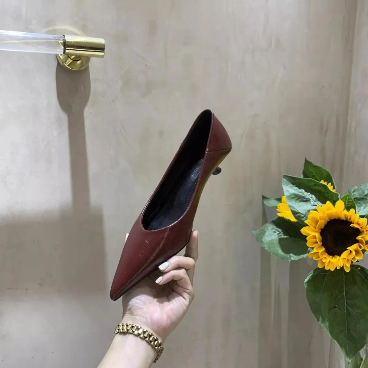 Scarpe décolleté con tacco basso di marca di moda Scarpe da donna con punta a punta femminile Slip On Scarpe da sera da donna po