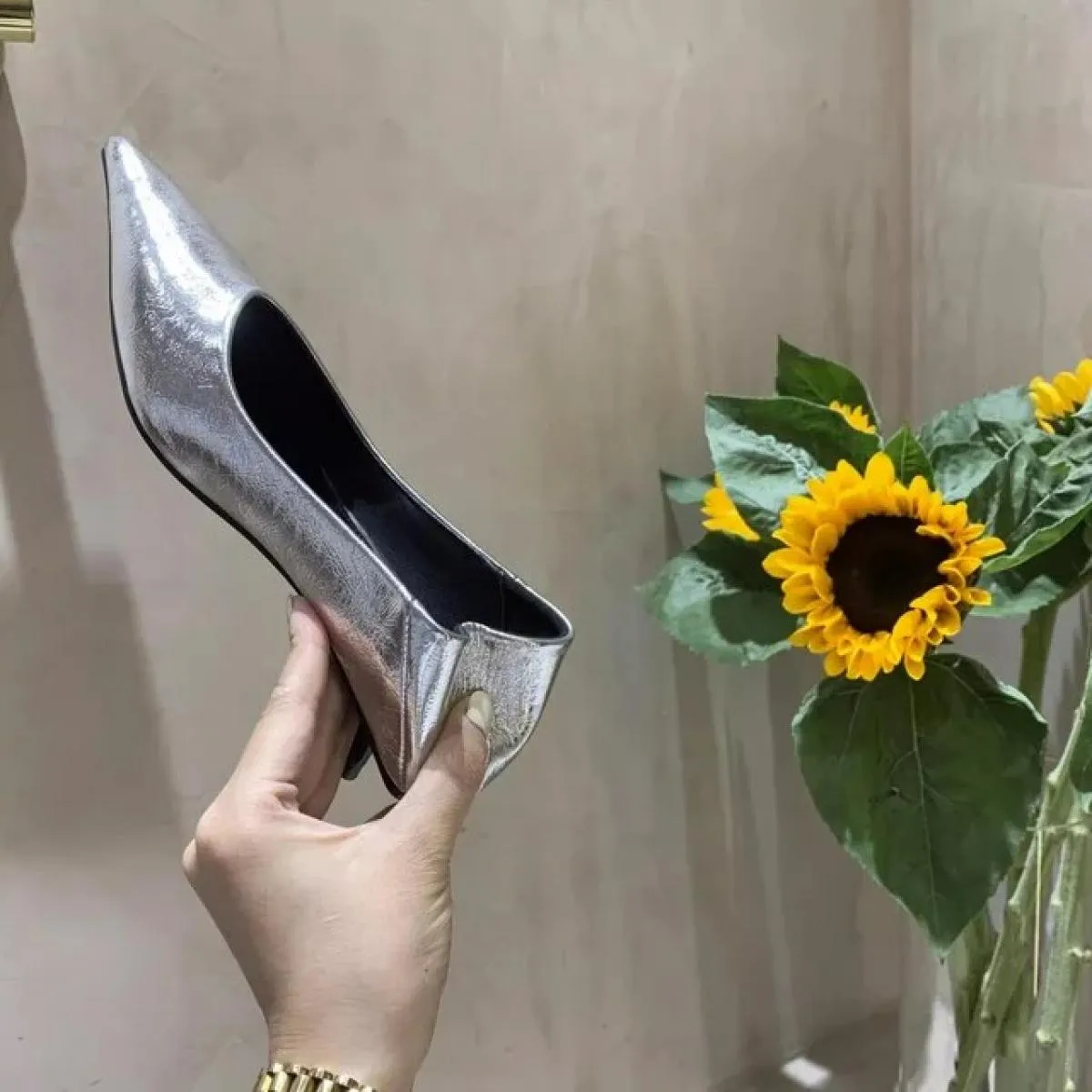 Scarpe décolleté con tacco basso di marca di moda Scarpe da donna con punta a punta femminile Slip On Scarpe da sera da donna po