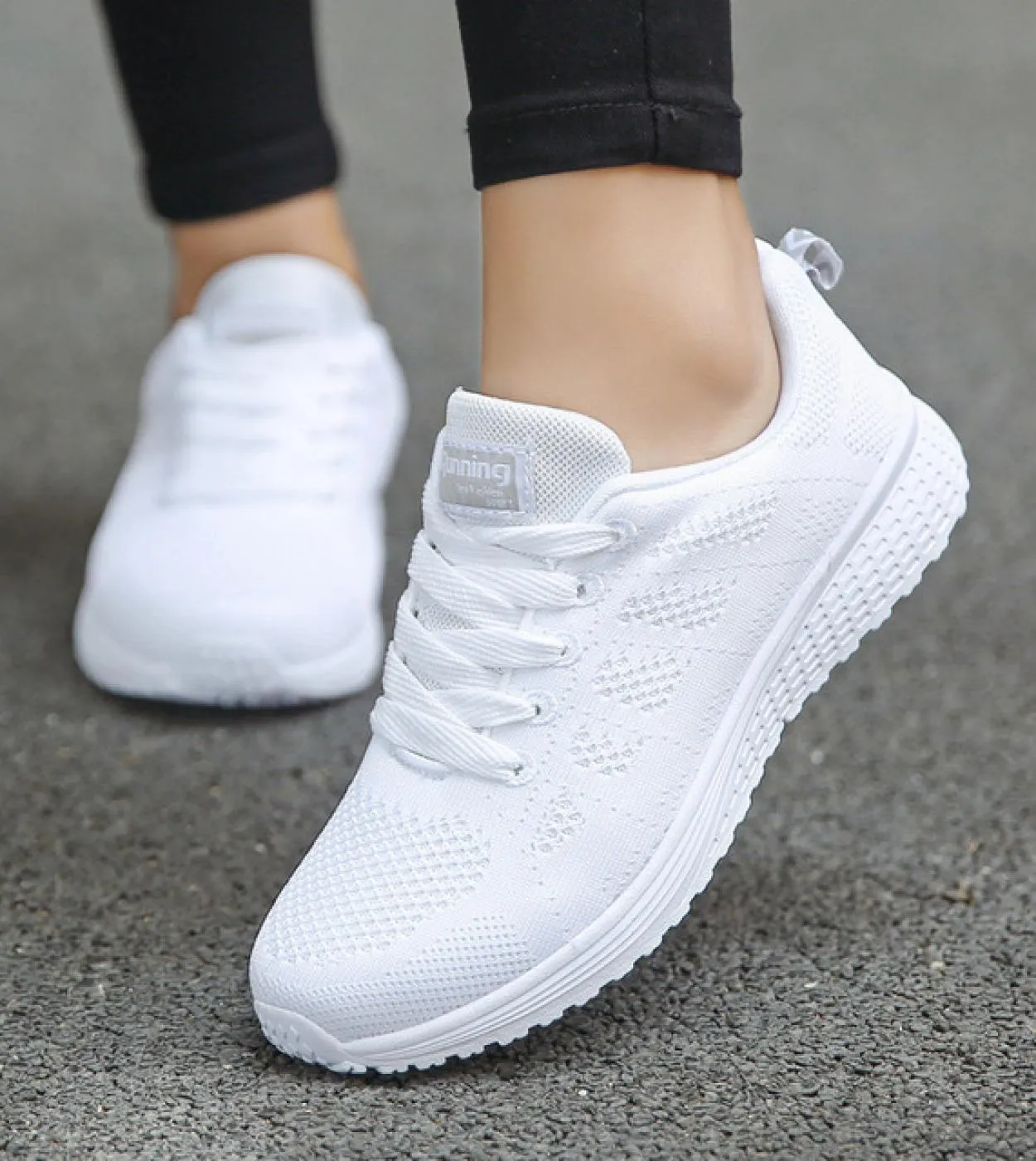 Scarpe sportive da donna Moda scarpe piatte in maglia traspirante da passeggio Sneakers da donna per donna 2022 Tennis donna don