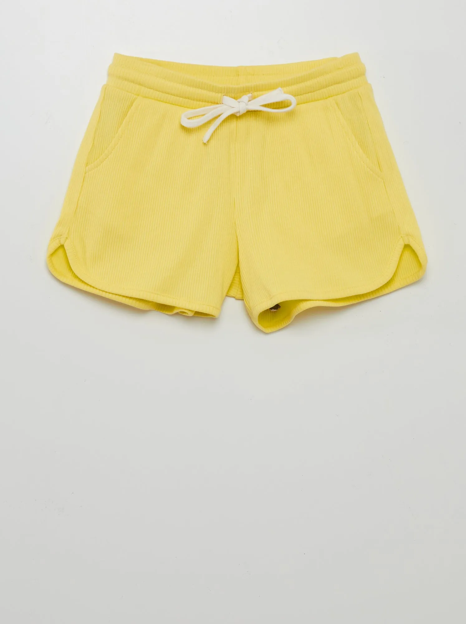 Shorts a coste con cordoncino da annodare - giallo