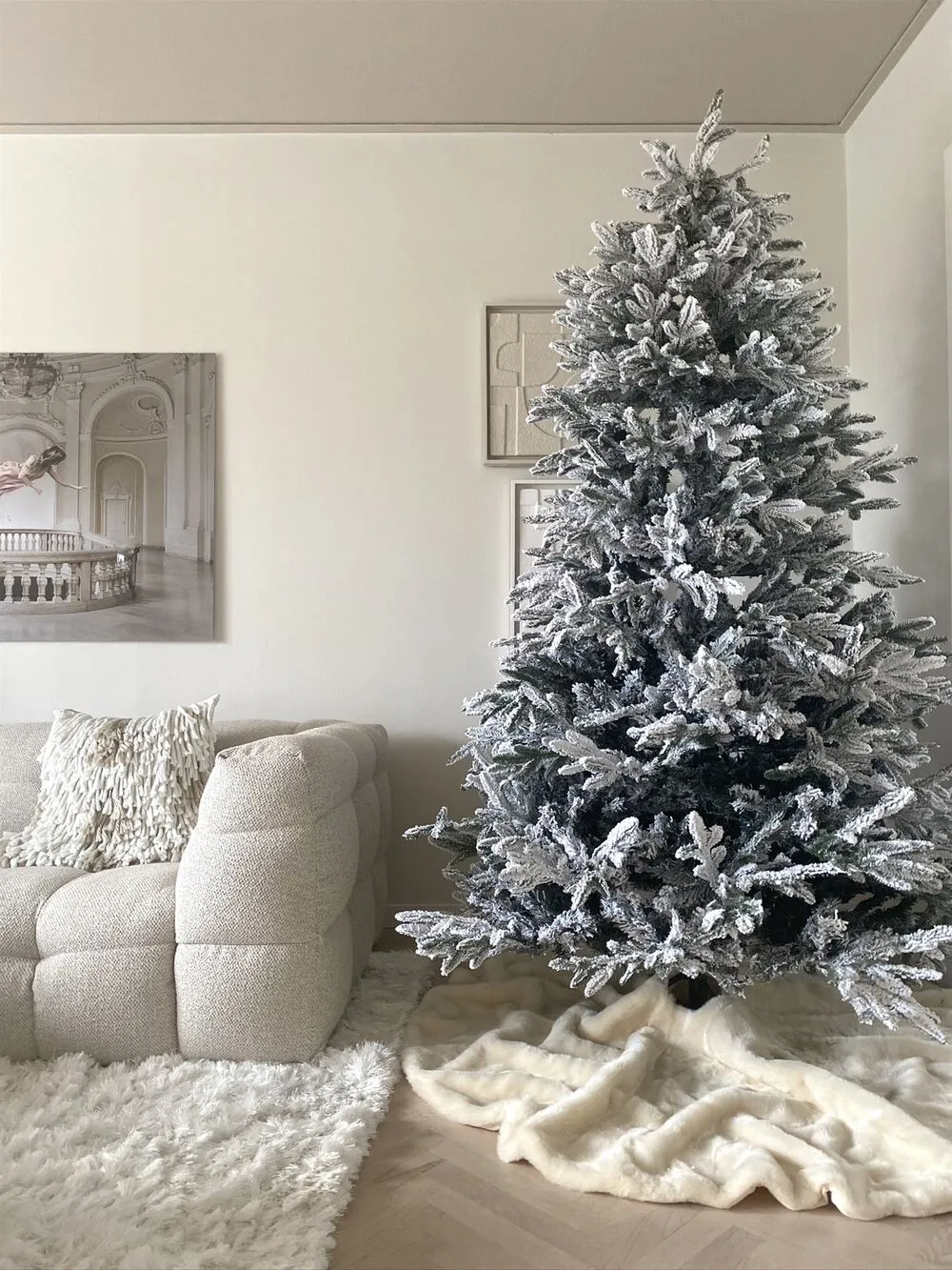 Snowy Christmas Tree 180 cm White BASSIE