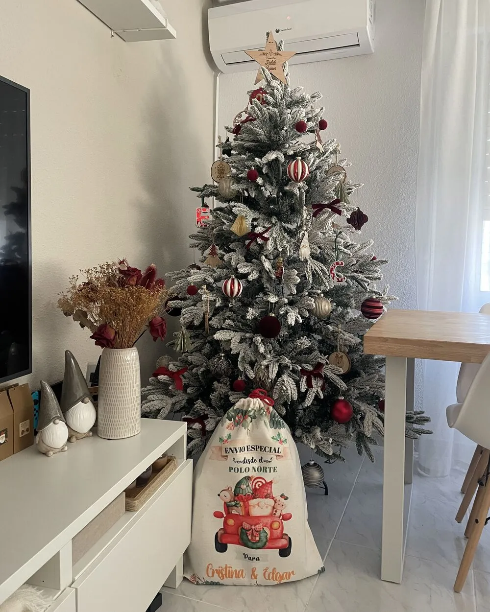 Snowy Christmas Tree 180 cm White BASSIE