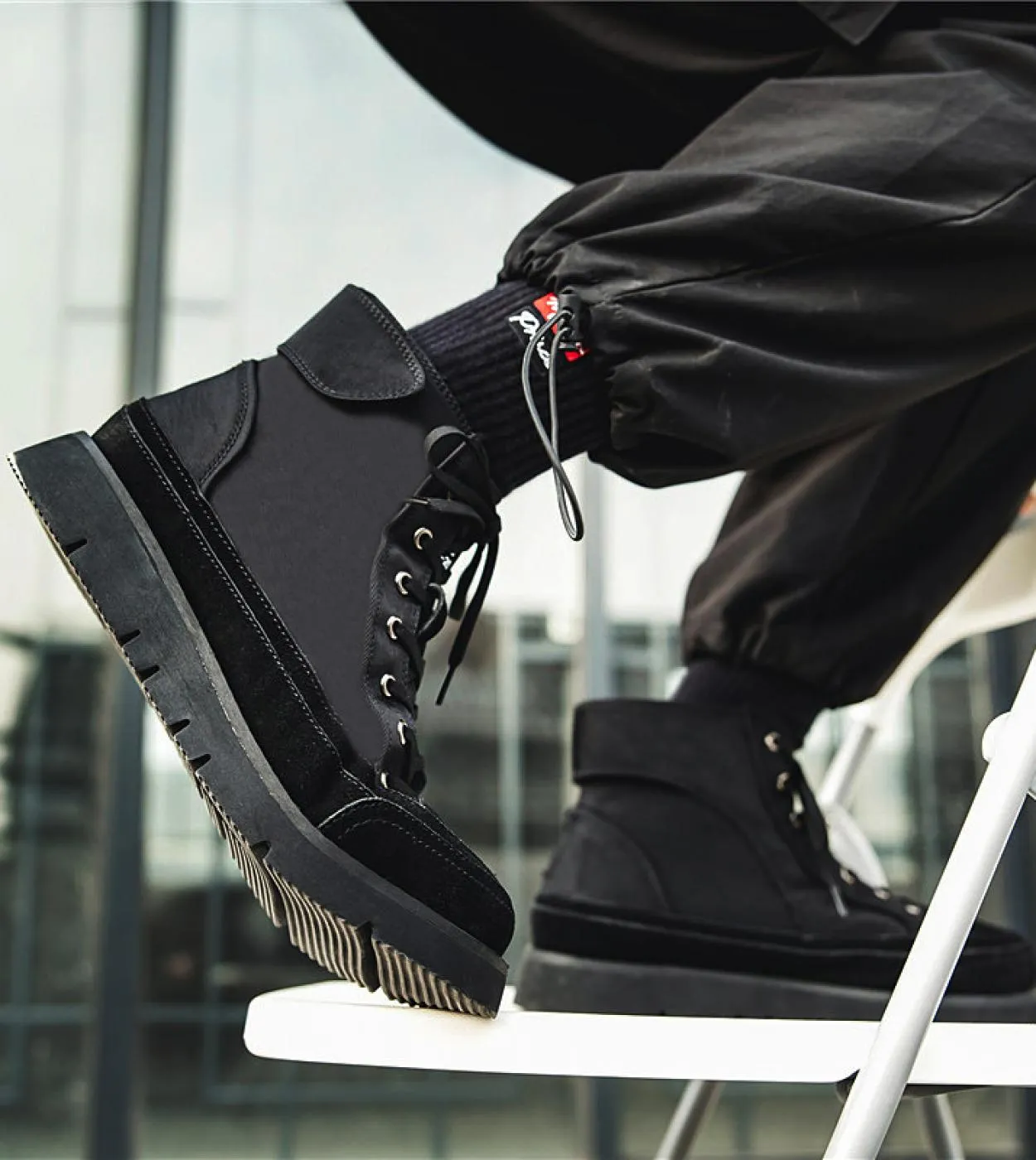 Stivali invernali Martin con fondo spesso per uomo Autunno Scarpe da strada in tela da uomo Nuovi utensili Stivali da moto neri