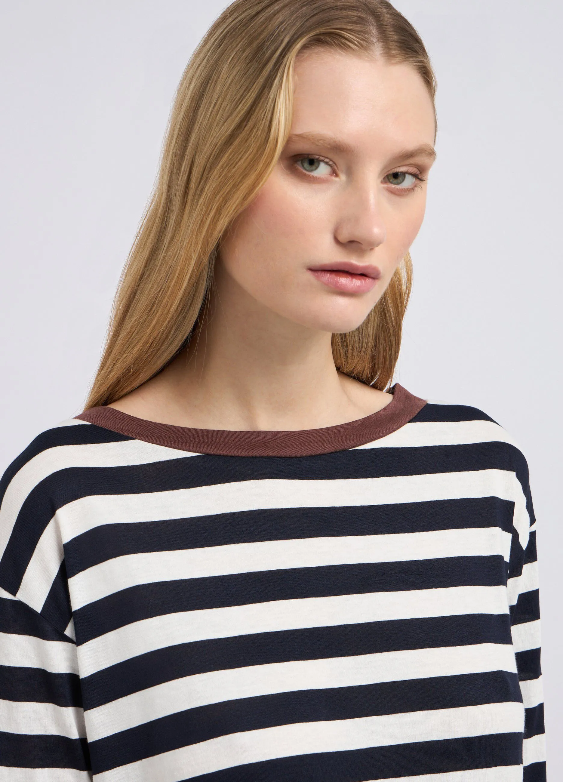 T-shirt a maniche lunghe a righe donna