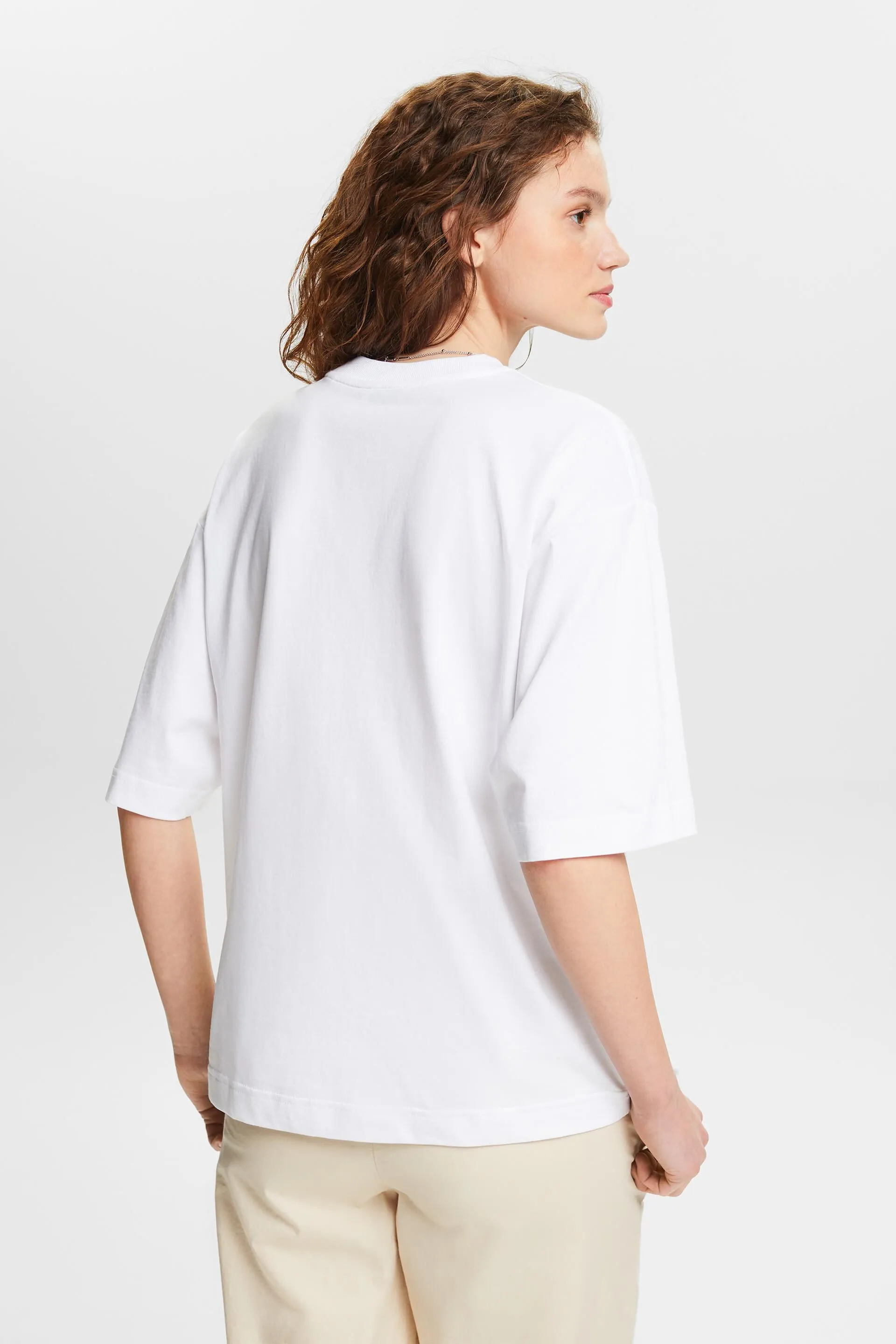 T-shirt oversize con stampa grafica