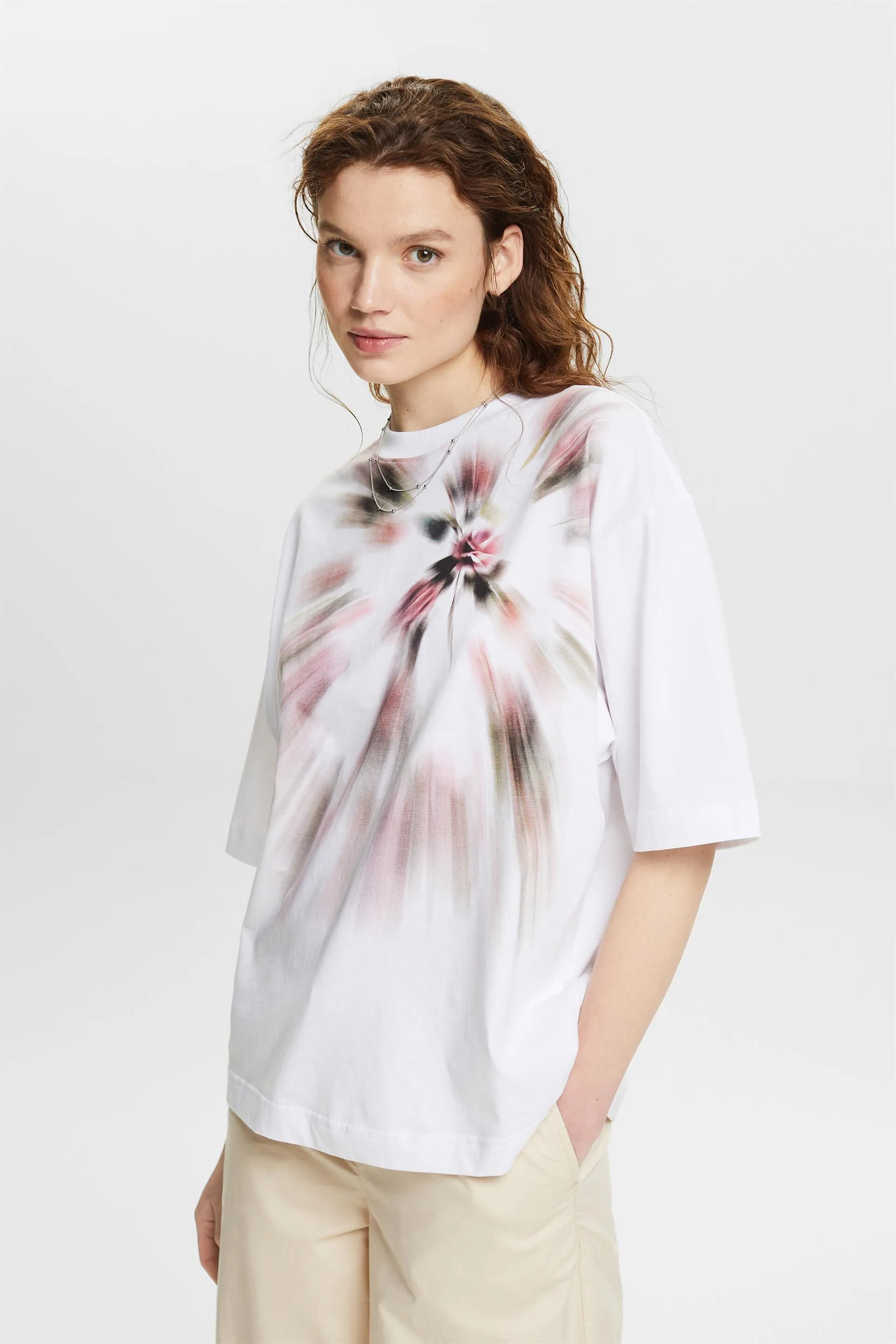 T-shirt oversize con stampa grafica