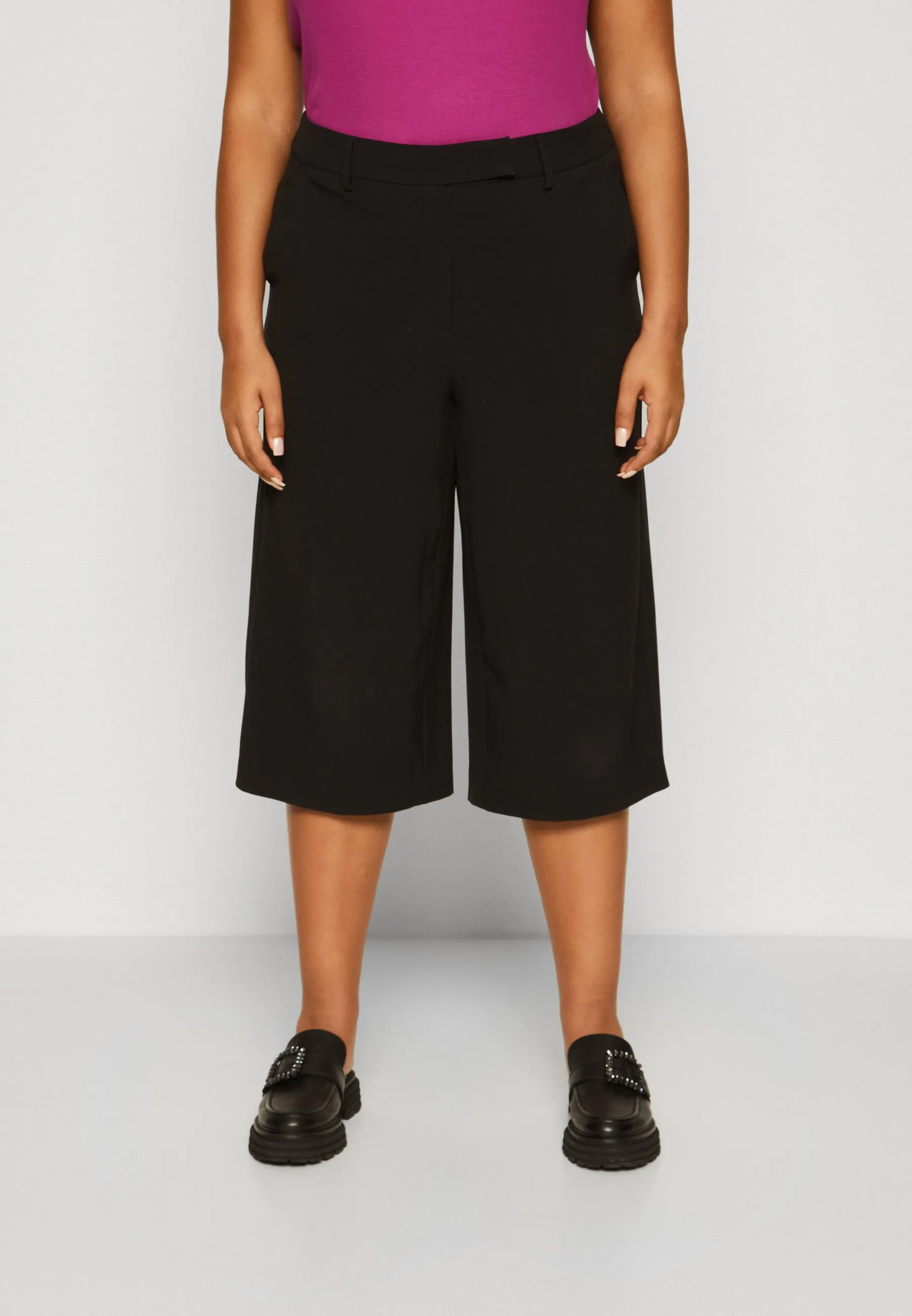 VMWAVE CULOTTE - Pantaloni