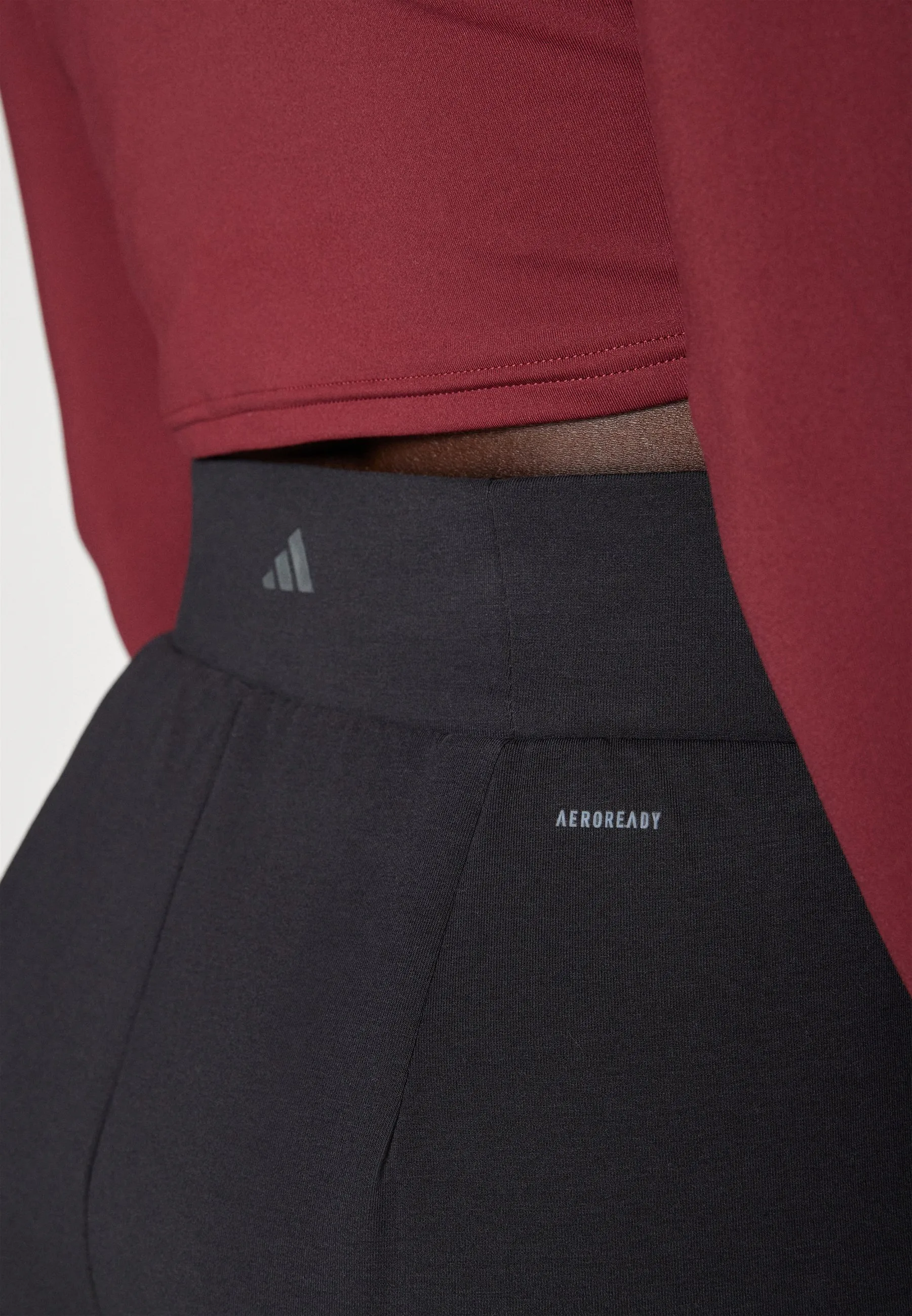 YOGA - Pantaloni sportivi